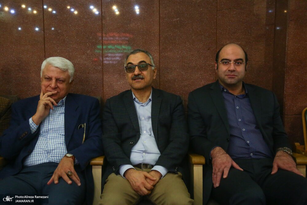 چهرههای اصلاحطلب در مراسم ختم مادر حجاریان
