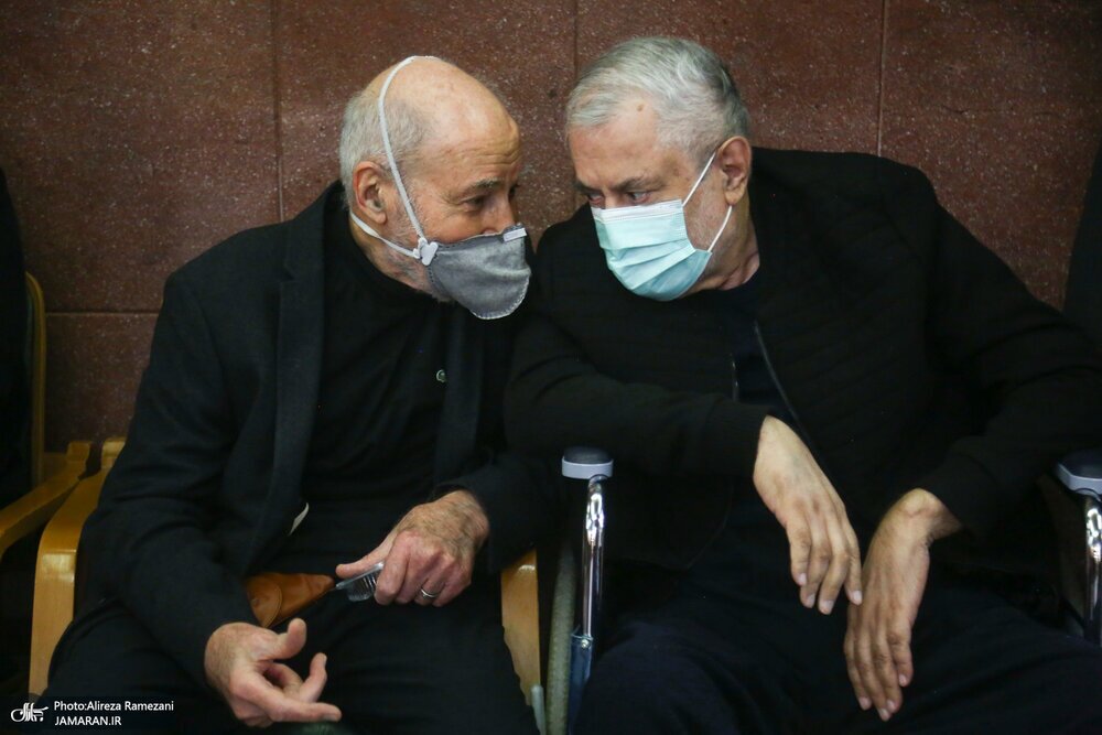 چهرههای اصلاحطلب در مراسم ختم مادر حجاریان