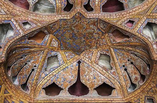 تالار موسیقی عالی قاپو