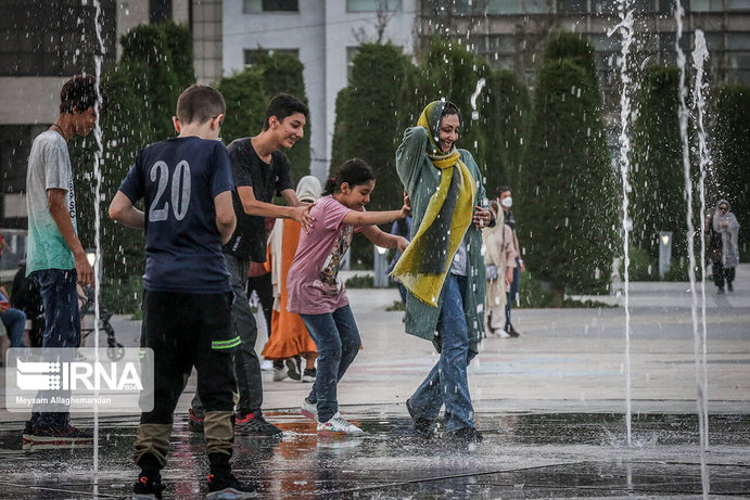 تفریح در آب و آتش