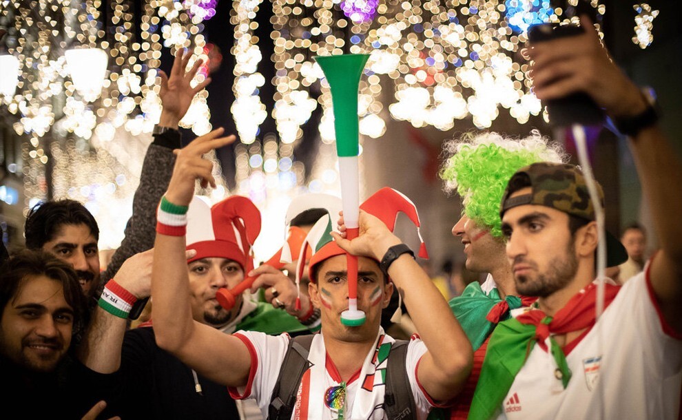 پوشش عجیب یک هوادار ایرانی در قطر!