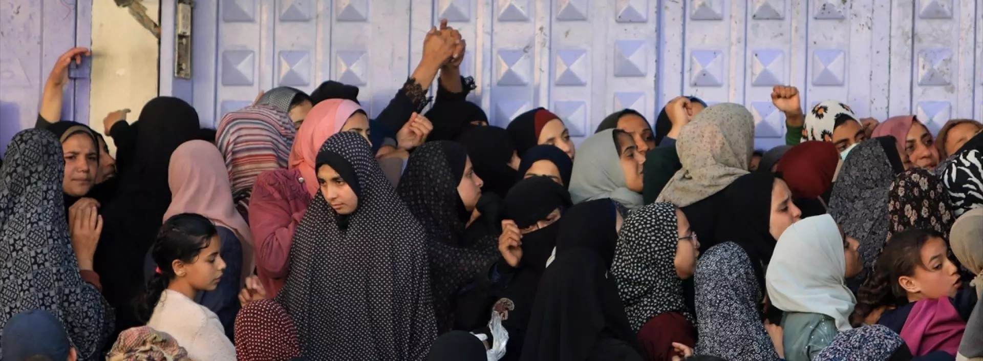 صف نان در غزه