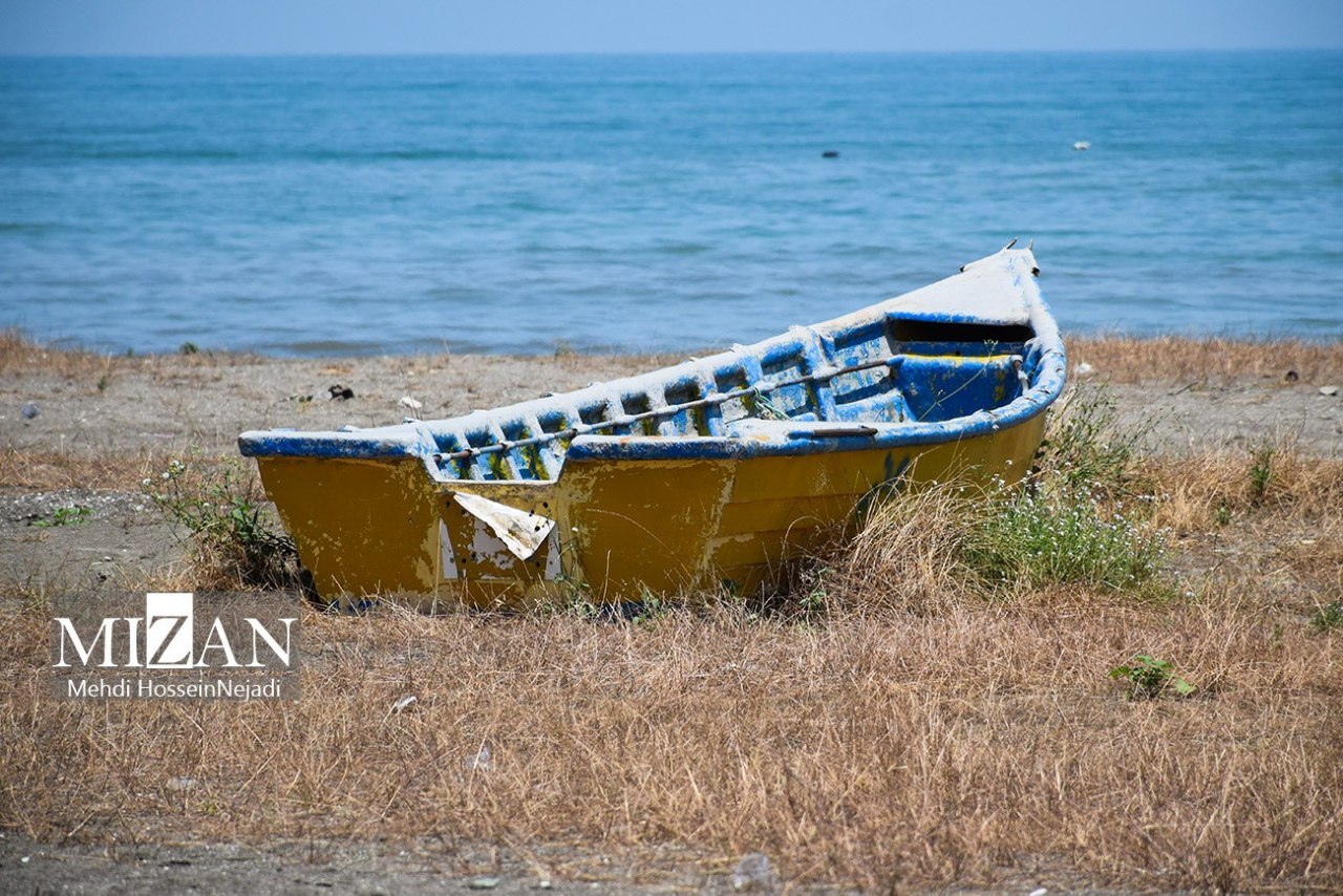 پسروی آب دریای خزر