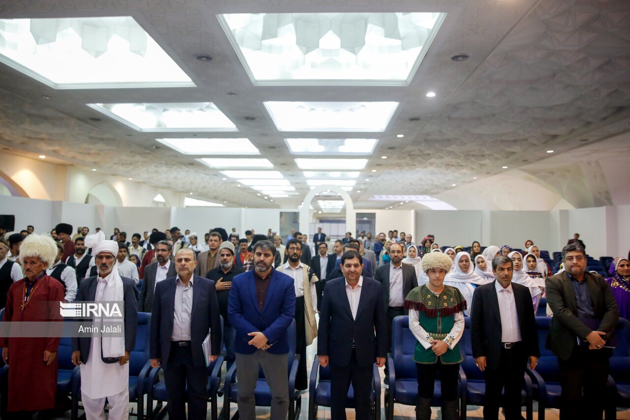 نمایشگاه «روستا آباد» در تهران
