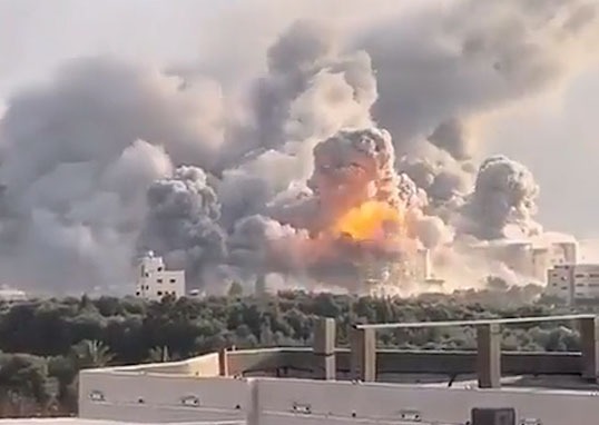 لحظه انهدام وحشتناک پایگاه مصر در غزه