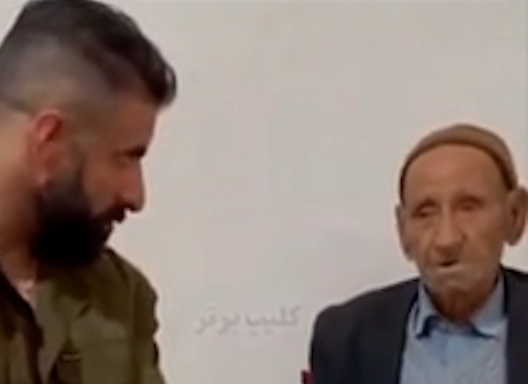 رفتار احساسی هادی چوپان با پدر پیرش
