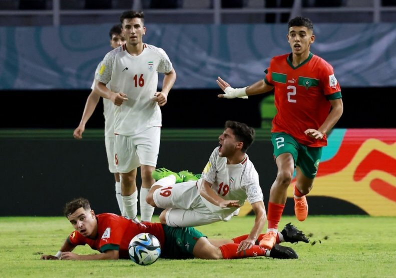 خلاصه بازی فوتبال ازبکستان 2 - ایران 2