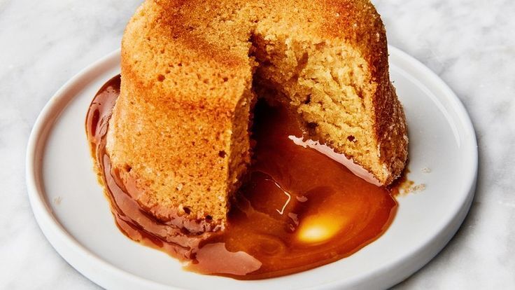 طرز تهیه کیک کاراملی مذاب
