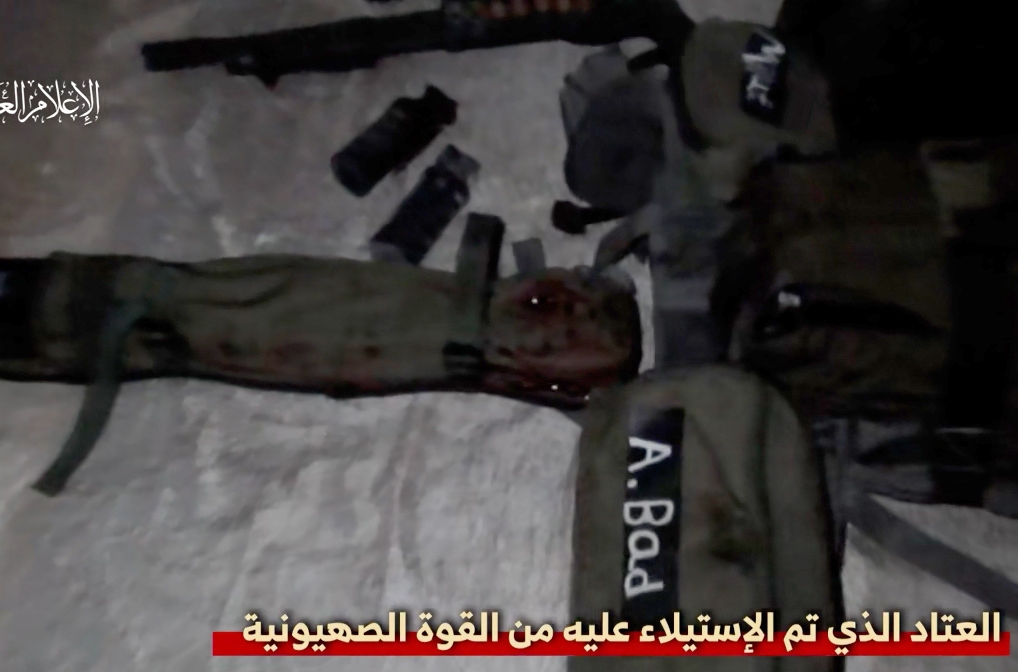 جنازه اسیر اسرائیلی که در حمله کماندوها کشته شد