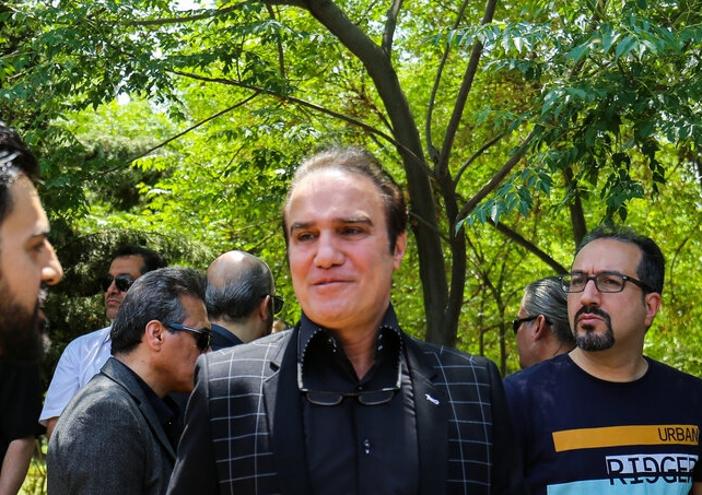 خواننده ایرانی: آلبومم یک میلیون نسخه فروخت!