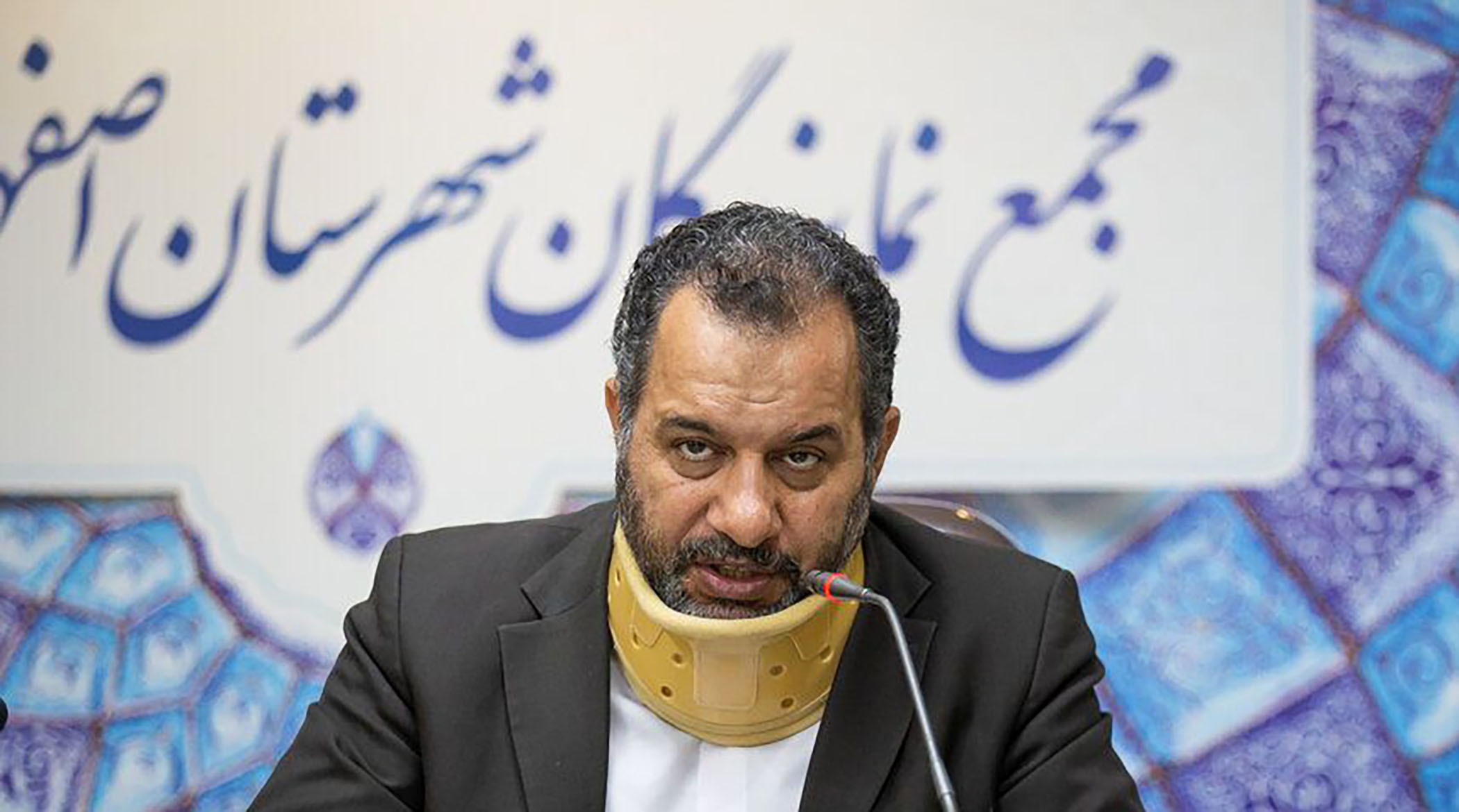 توضیح نماینده مجلس درباره مصادیق بی‌حجابی: ناف!