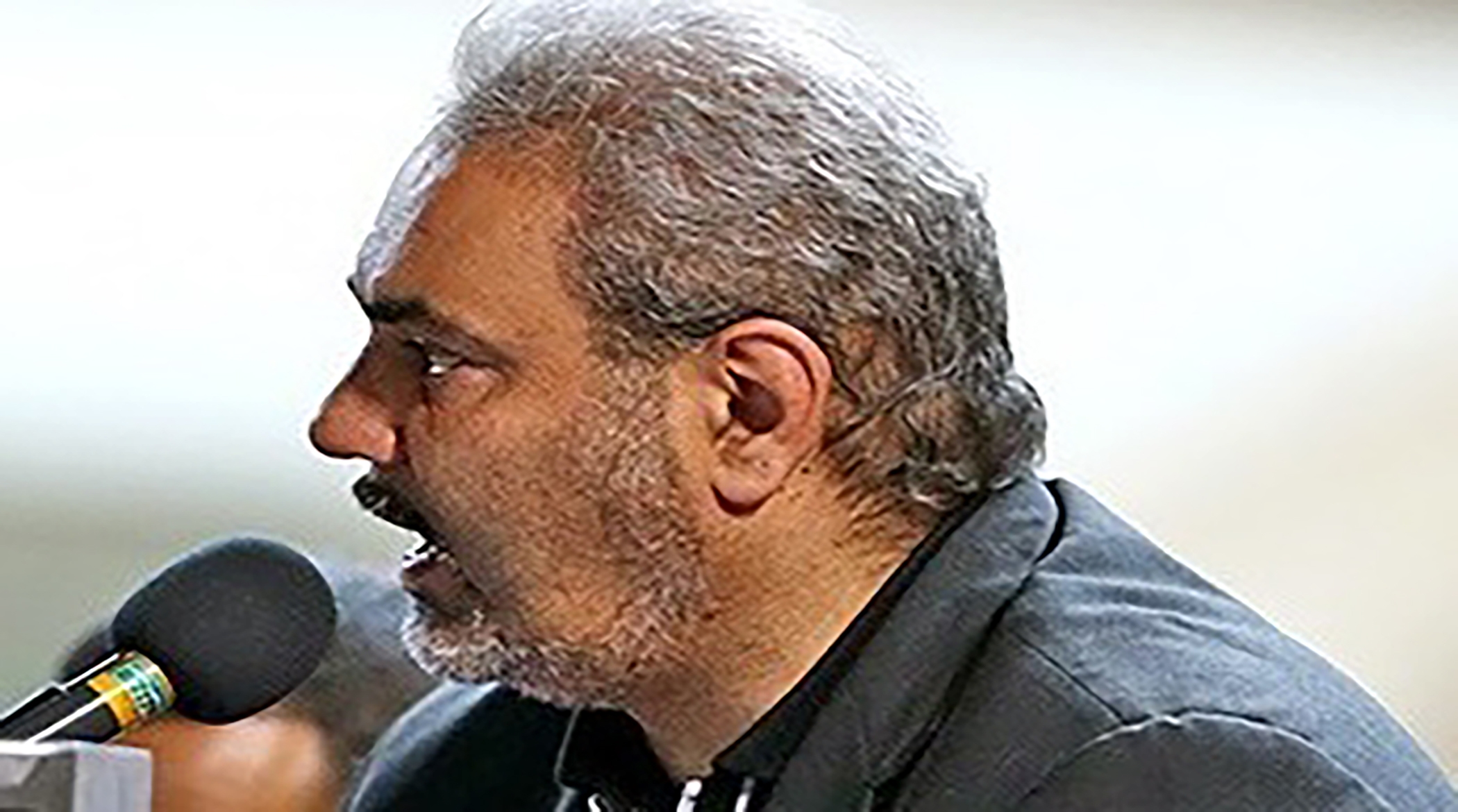 ترکی استانبولی حرف زدن جواد خیابانی در حین گزارش!