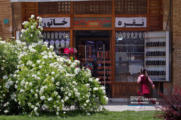 ۳ مهمان سفید اصفهان
