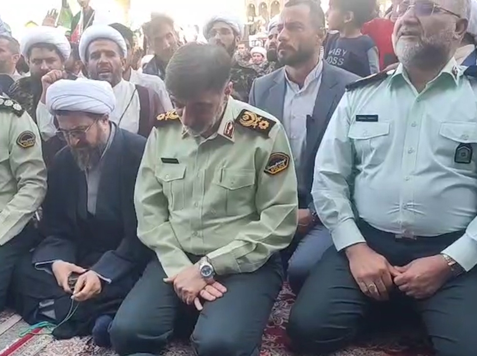 گریه سردار رادان در میان حامیان برخورد با بی‌حجاب‌ها
