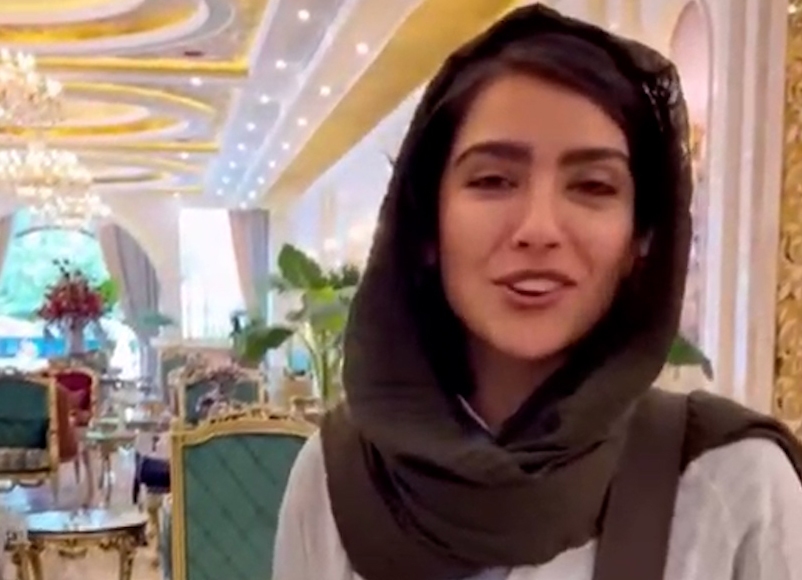 تصاویر سفر ماه عسل مونا کرمی و سپند امیرسلیمانی