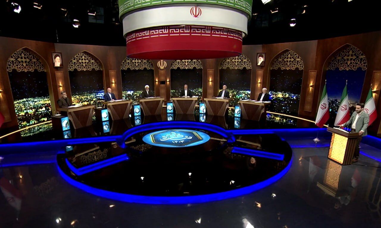 از درب باز ستاد پزشکیان برای جمع کردن رای تا حضور سنباد در دولت چهاردهم/پای اسناد کرسنت به مناظره باز شد/ ترامپ هراسی پورمحمدی صدای زاکانی را در آورد