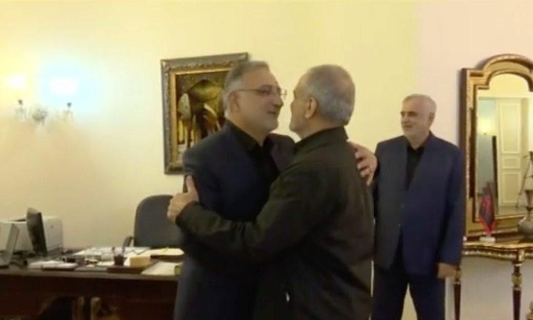 عکس: پزشکیان در آغوش زاکانی!