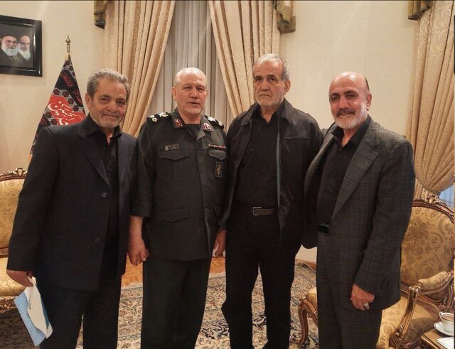 سرلشکر صفوی به دیدار رئیس‌جمهور منتخب رفت