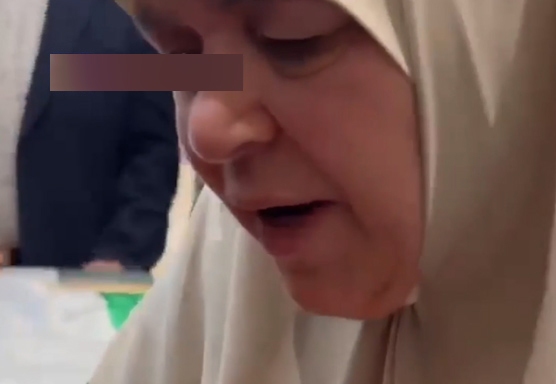استقبال همسر اسماعیل هنیه از پیکرش در قطر
