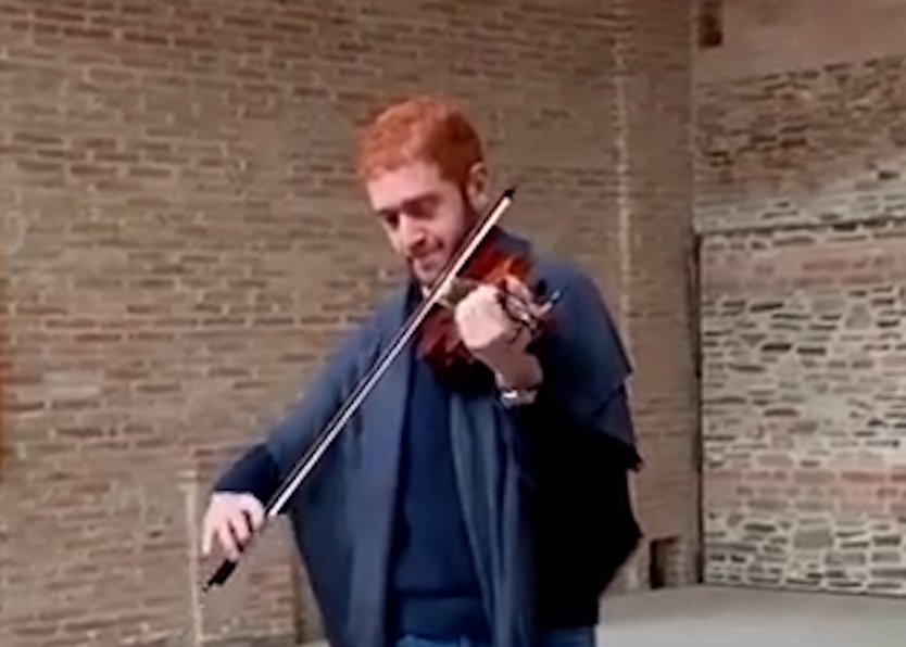 مرغ سحر با اجرای نوازنده و آهنگساز اردنی - عراقی