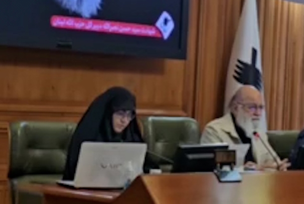 چمران آماده اعزام به لبنان شد: حاضرم تفنگ به دست بگیرم