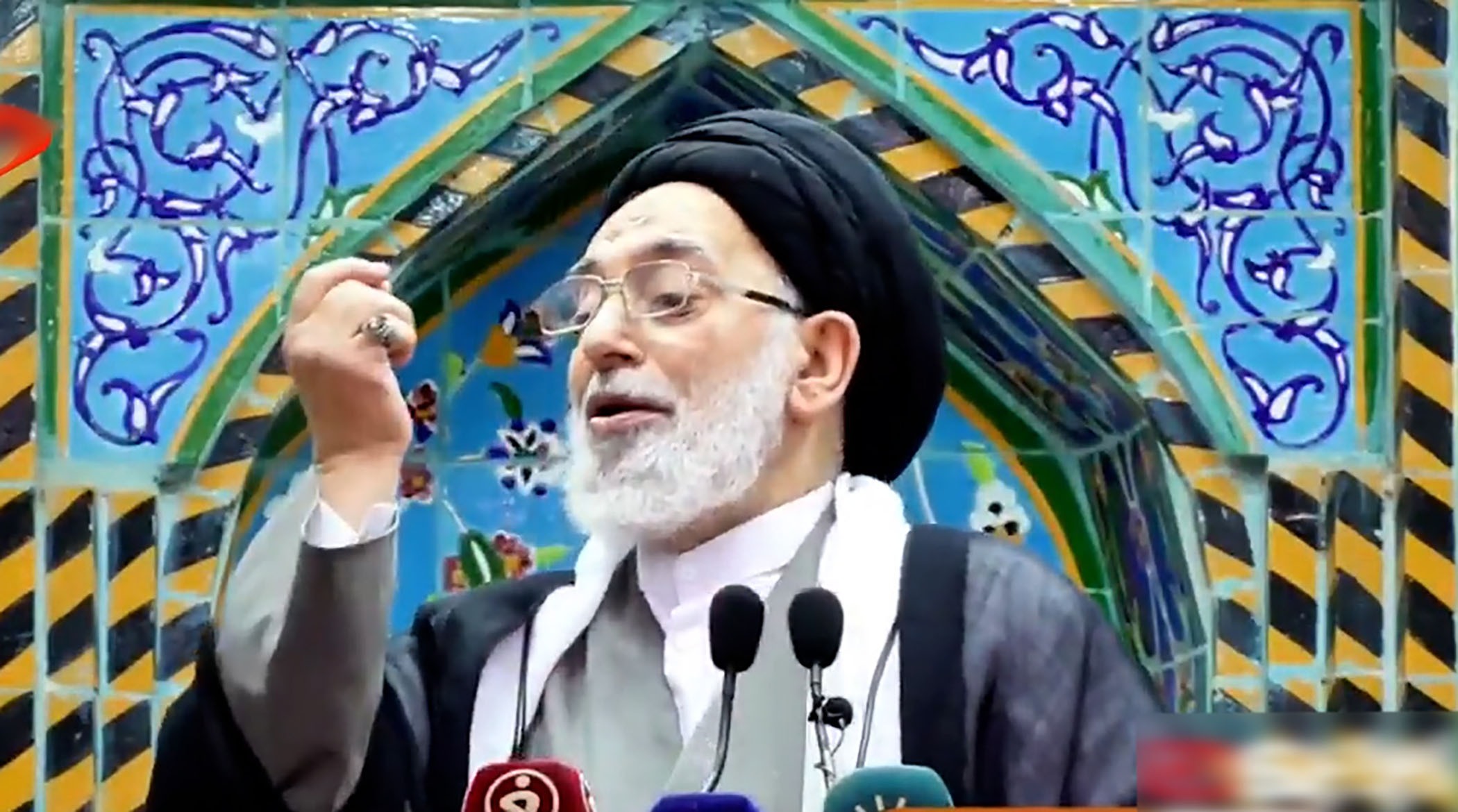 عکس العمل امام جمعه نجف به حمله آمریکا به ایران