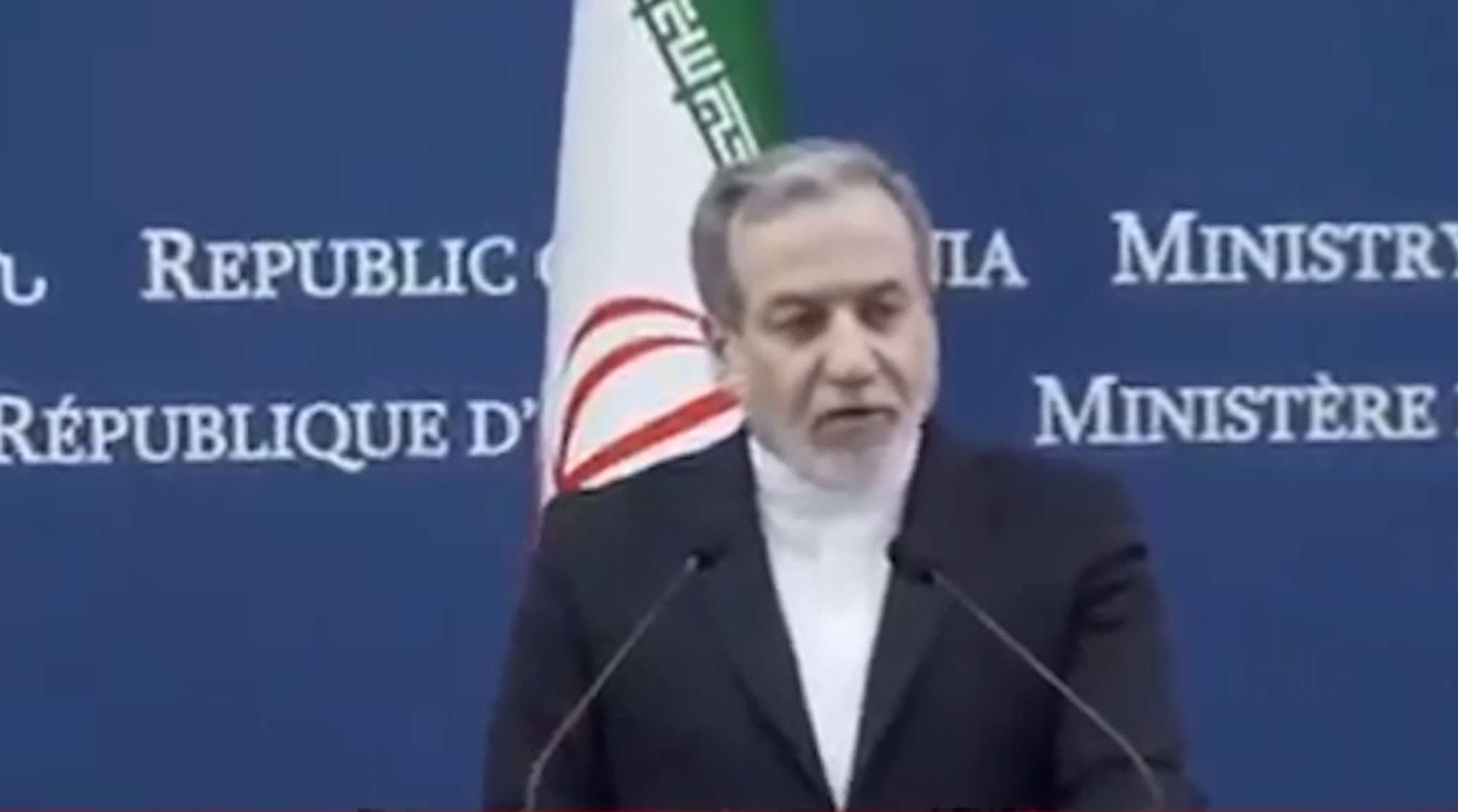 سخنان عراقچی همزمان با ادعای مذاکره ایران و آمریکا در امارات