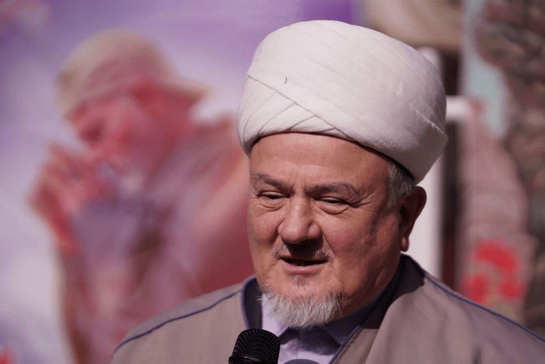 حضور زائران روسی بر سر مزار حاجقاسم + عکس