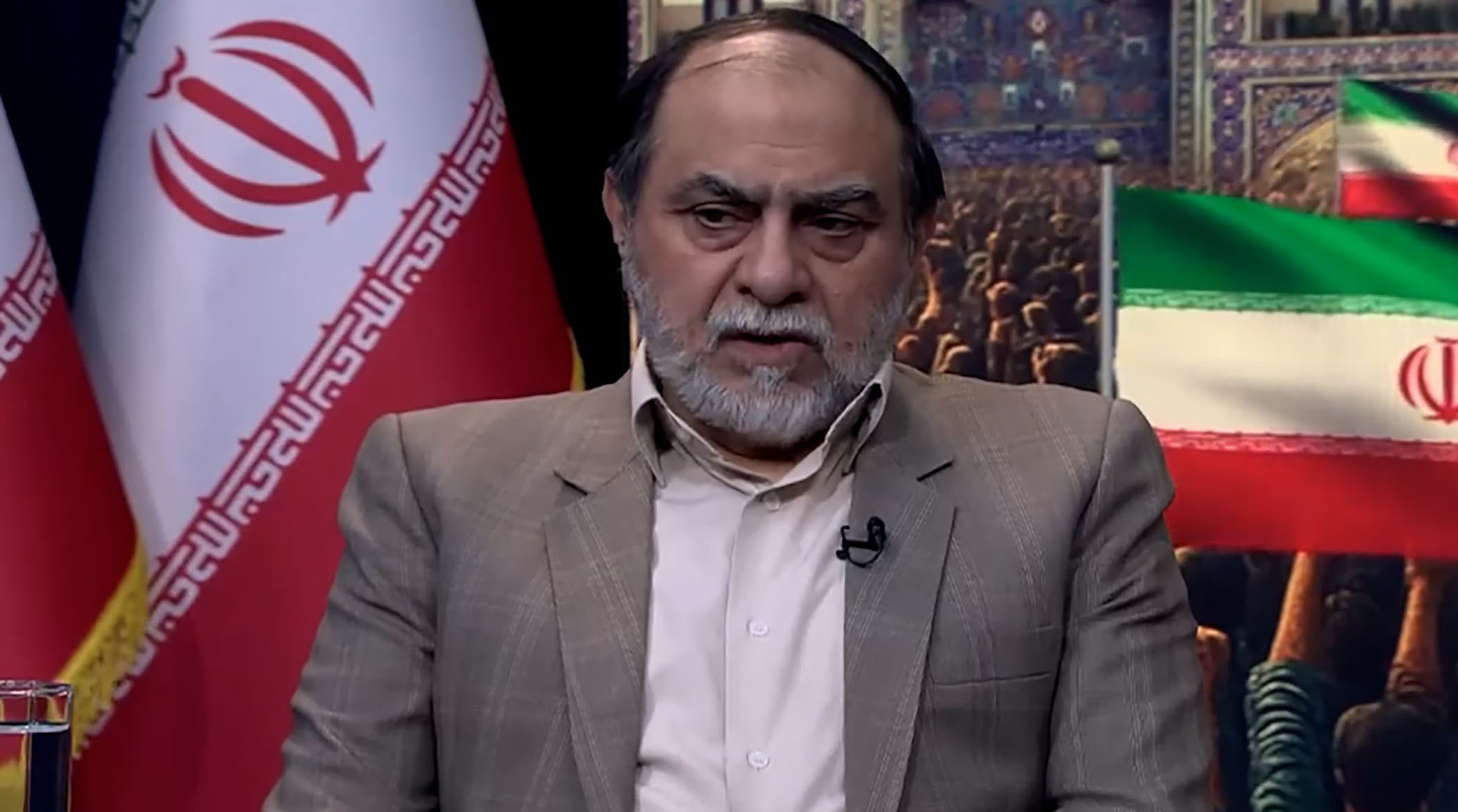 باید ترامپ را همچون مادورو دستگیر کنیم و به ایران بیاوریم