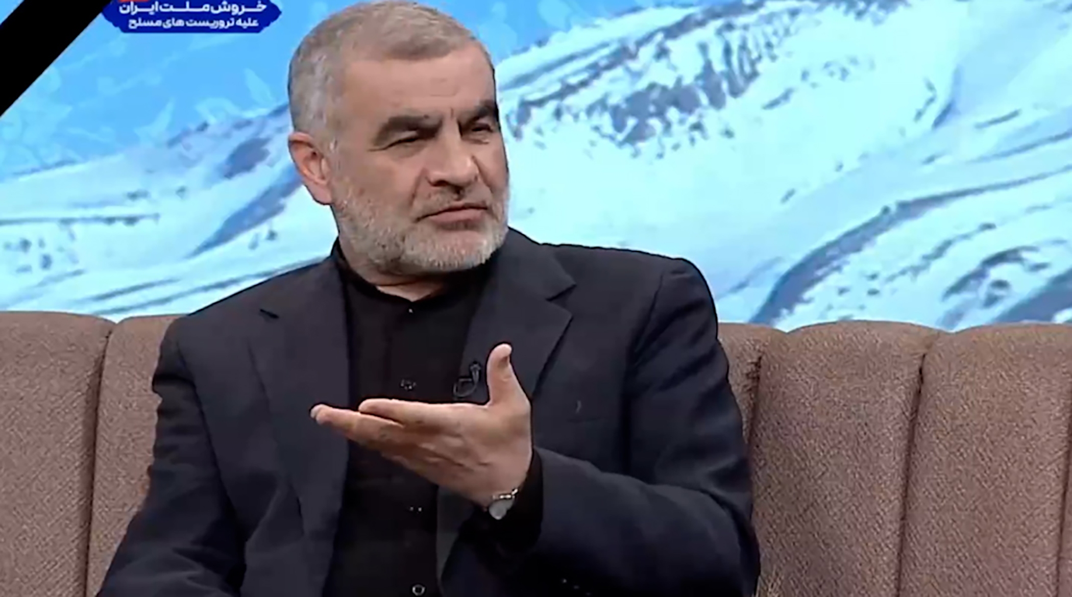 افشاگری نایب رئیس مجلس: نتوانستند رهبری را بزنند