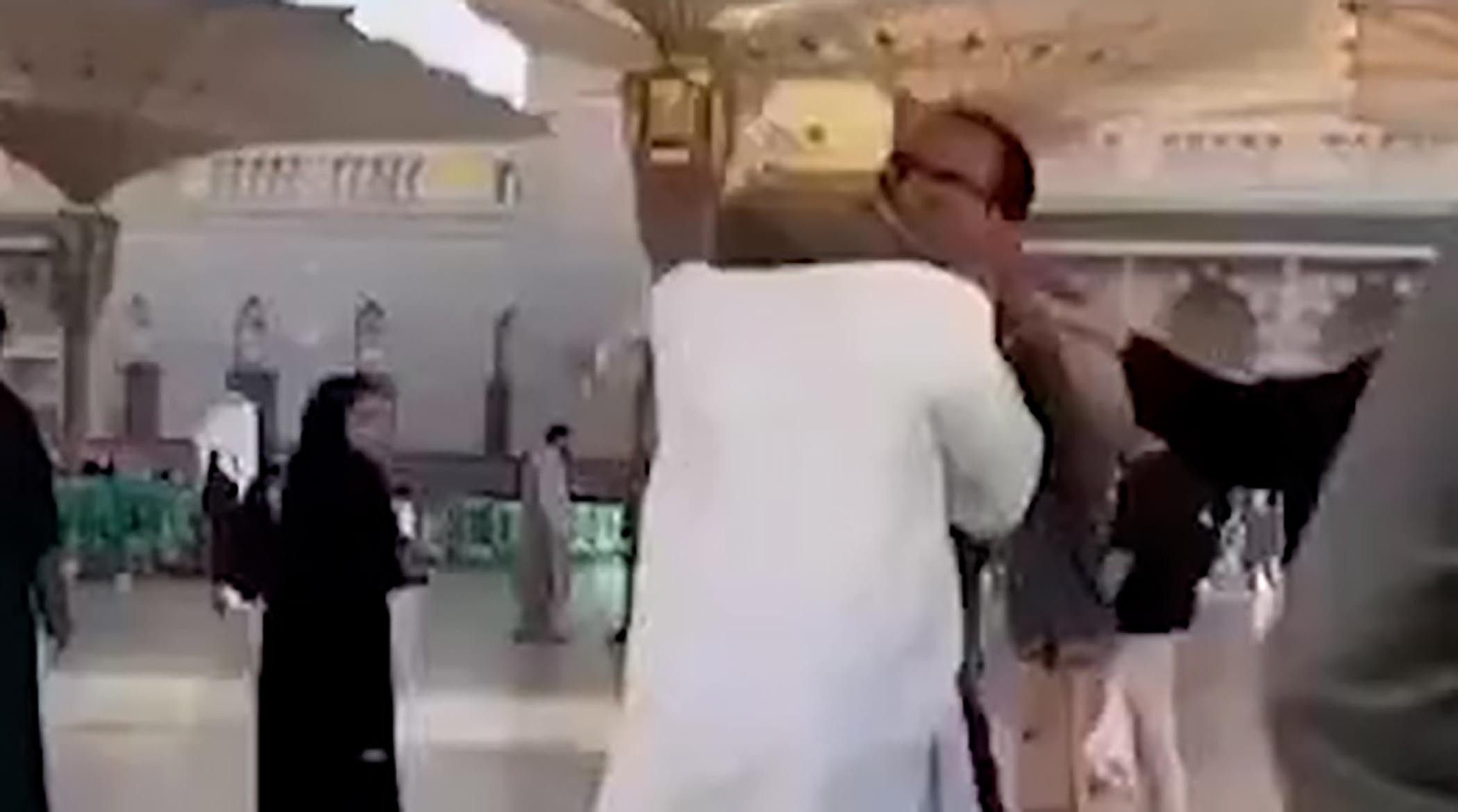 تلاش مرد پاکستانی برای کشتن پدرش در حج!