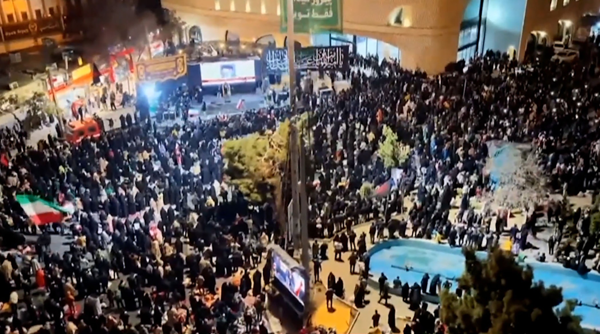 طعنه سنگین مداح به حسن روحانی بابت اظهاراتش درباره انتخاب رهبری