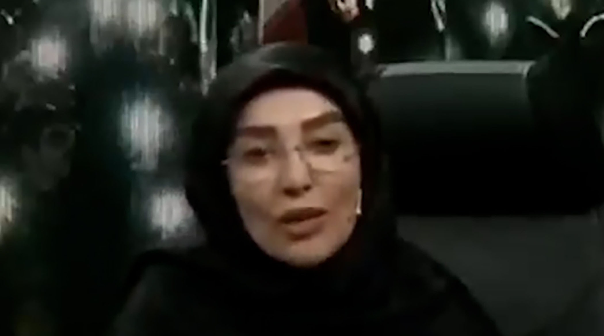 رجزخوانی انگلیسی ژیلا صادقی خطاب به ترامپ