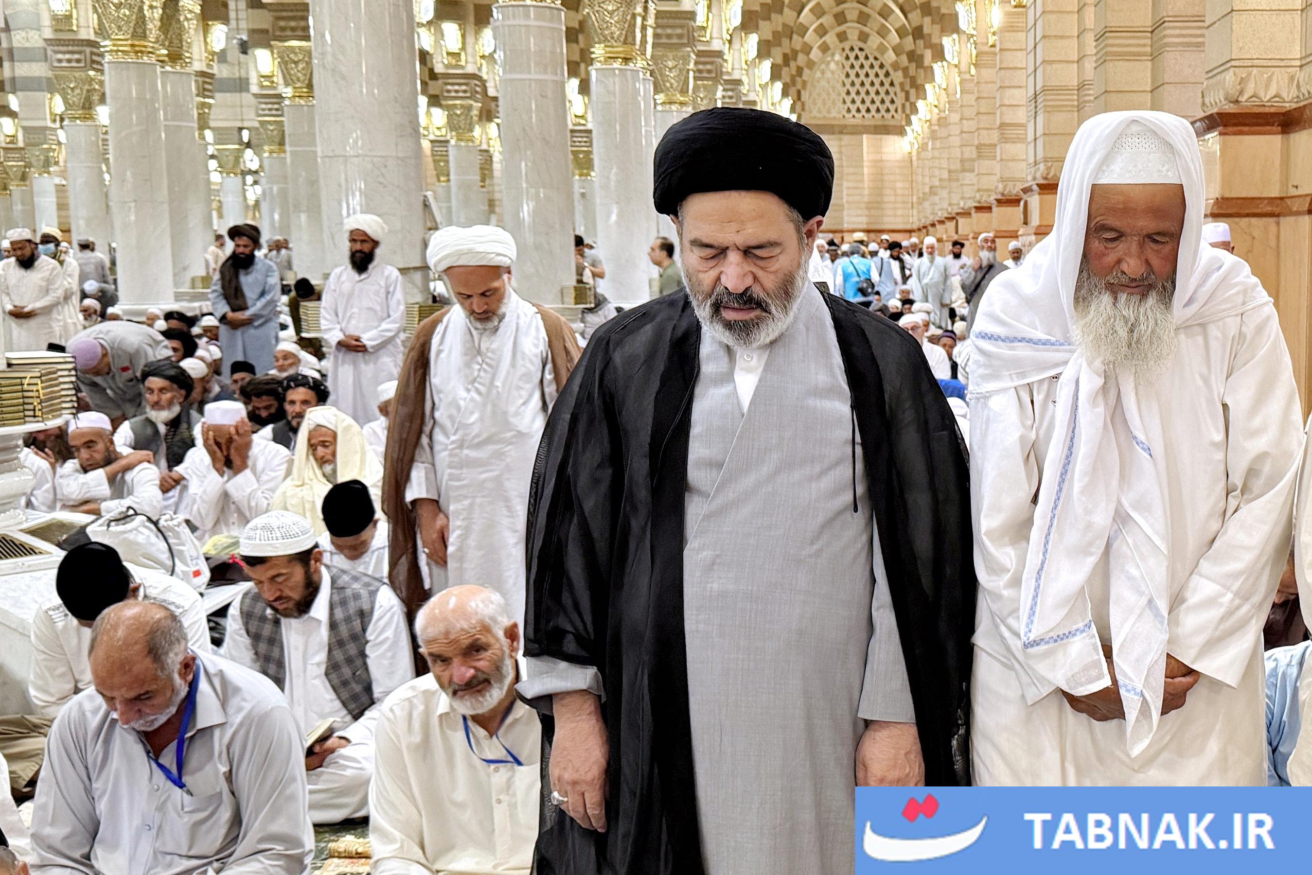 نماز جماعت در مسجدالنبی