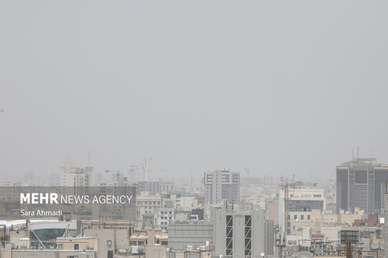 عکس | شدت آلودگی هوا و گرد و غبار در مشهد