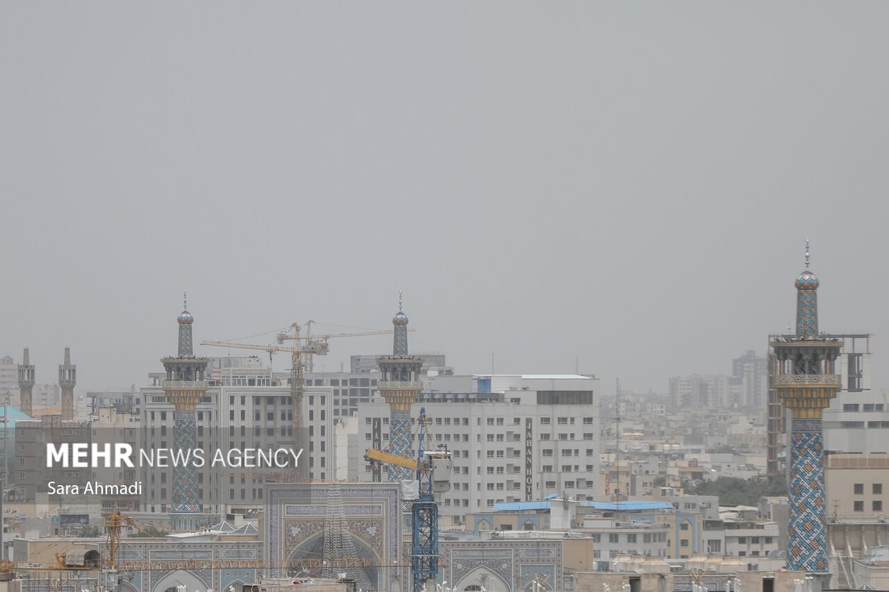 عکس | شدت آلودگی هوا و گرد و غبار در مشهد
