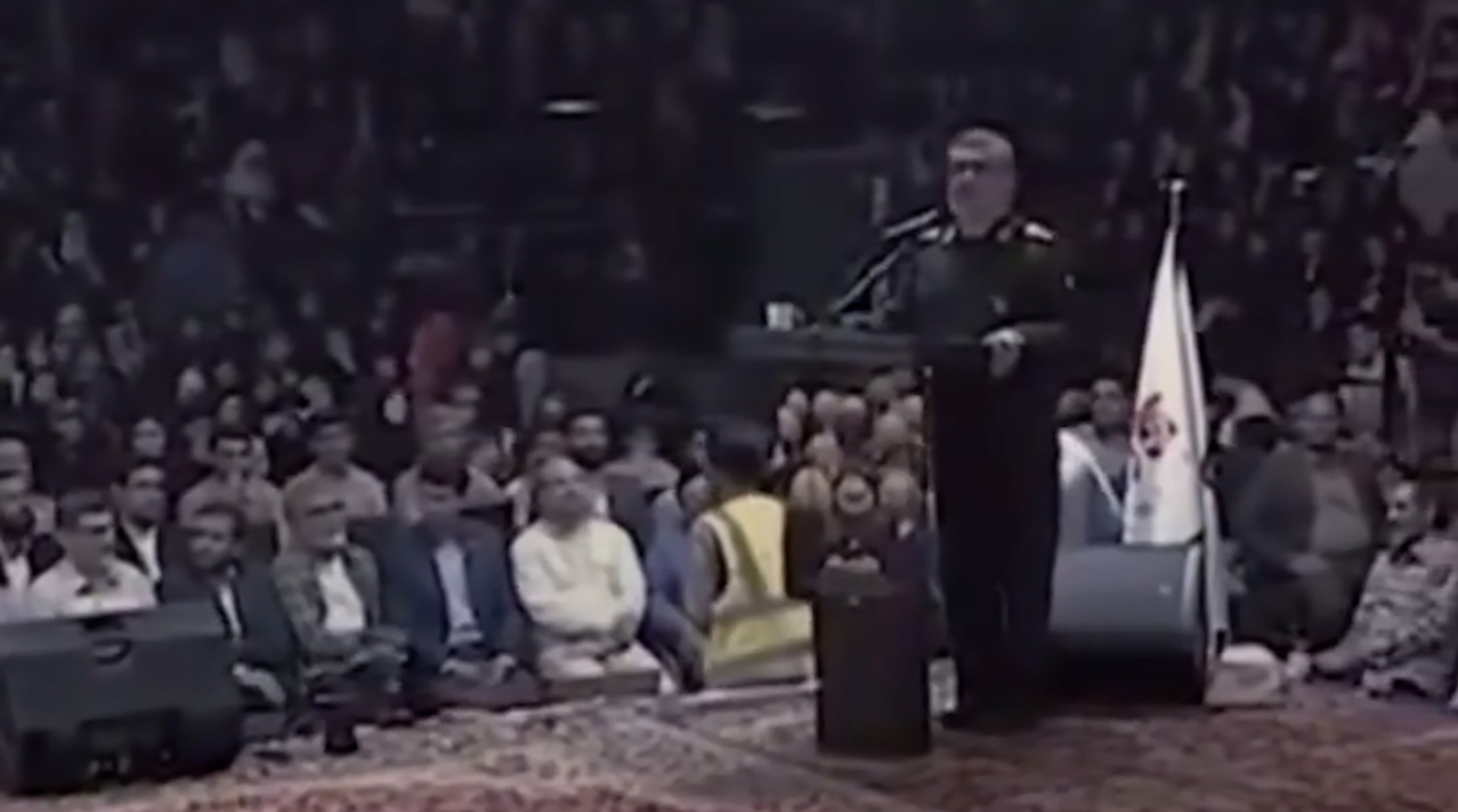 چه کسی باعث پیشرفت صنعت موشکی شد؟ پاسخ سردار حاجی زاده