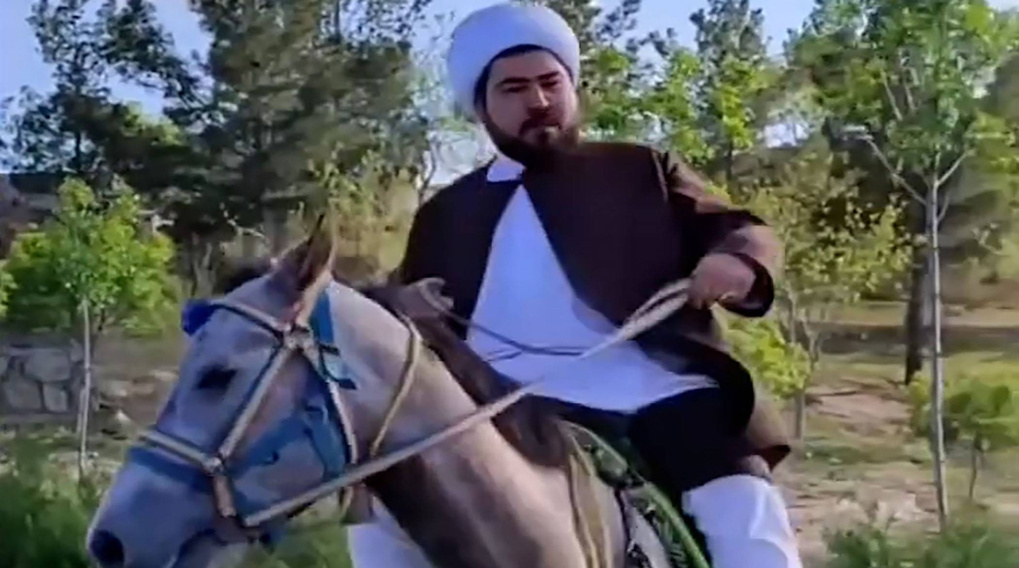 ویدیوی شیخ اسب سوار درباره مذاکره با آمریکا!