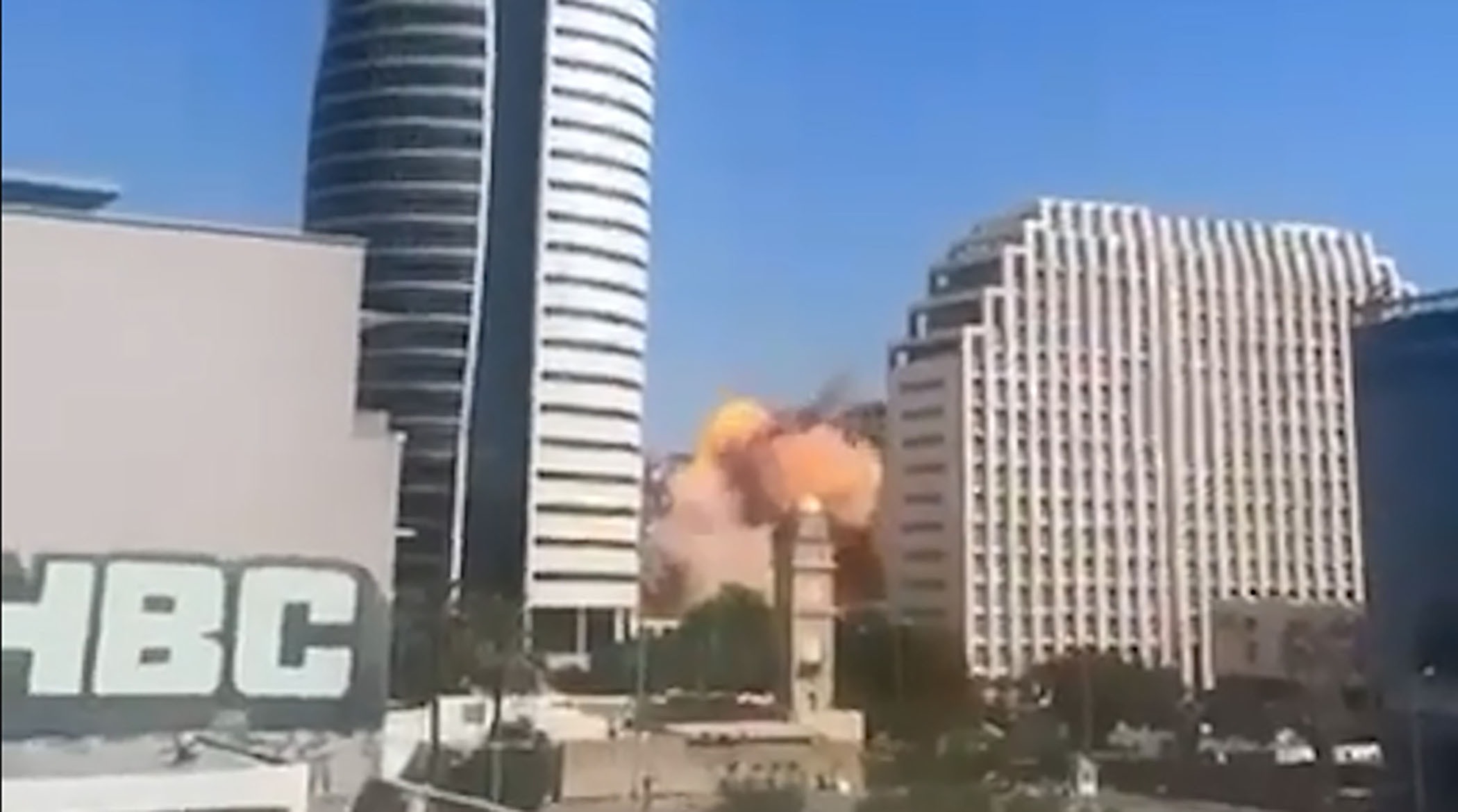 اسرائیل از طبقه بندی خارج کرد: لحظه اصابت موشک ایران به برج موشکی اسرائیل