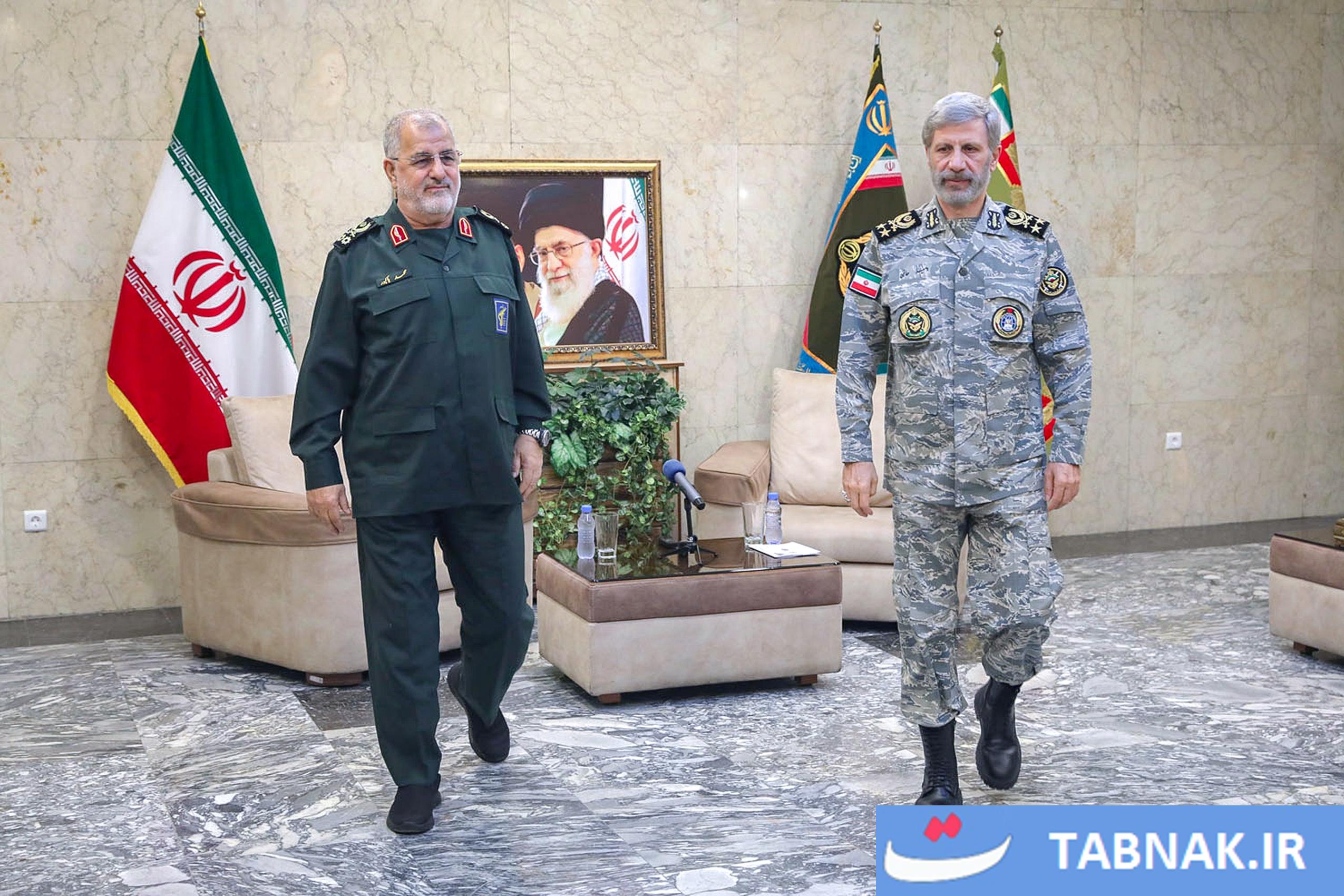 عکس: دیدار فرمانده کل سپاه با فرمانده کل ارتش