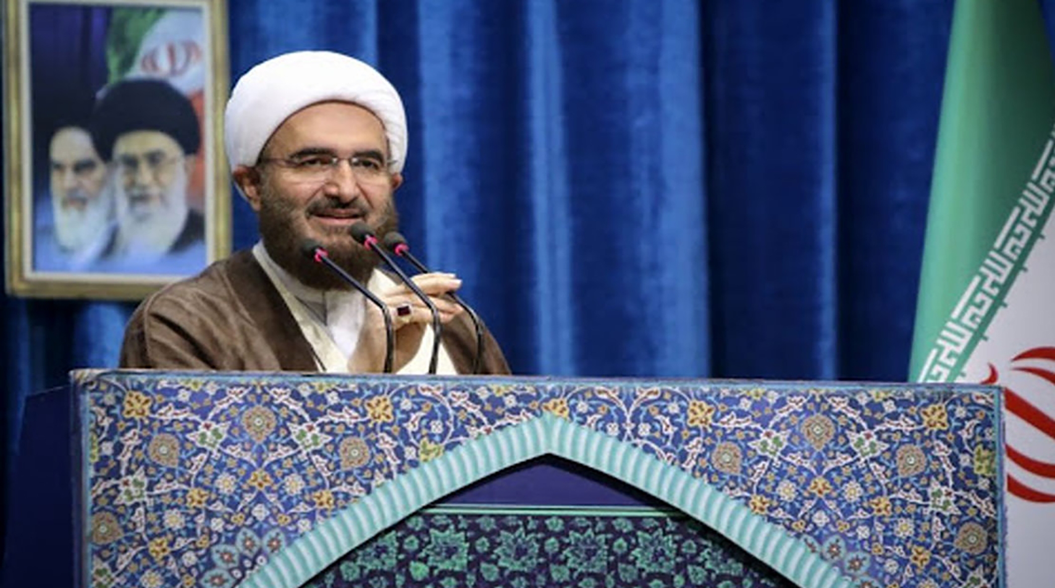 لحظات شعار جنجالی در نماز جمعه تهران؛ چه گفتند؟