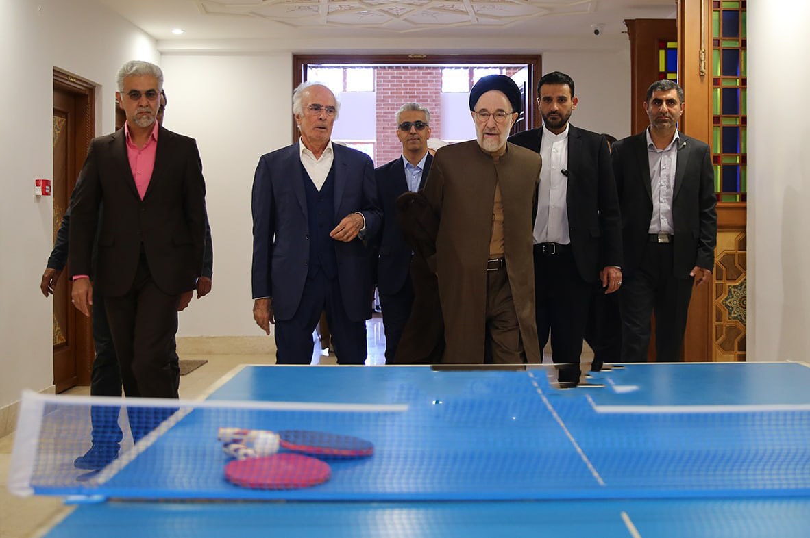 آیا سیدمحمد خاتمی، قوانین فیزیک را نقض کرد؟!