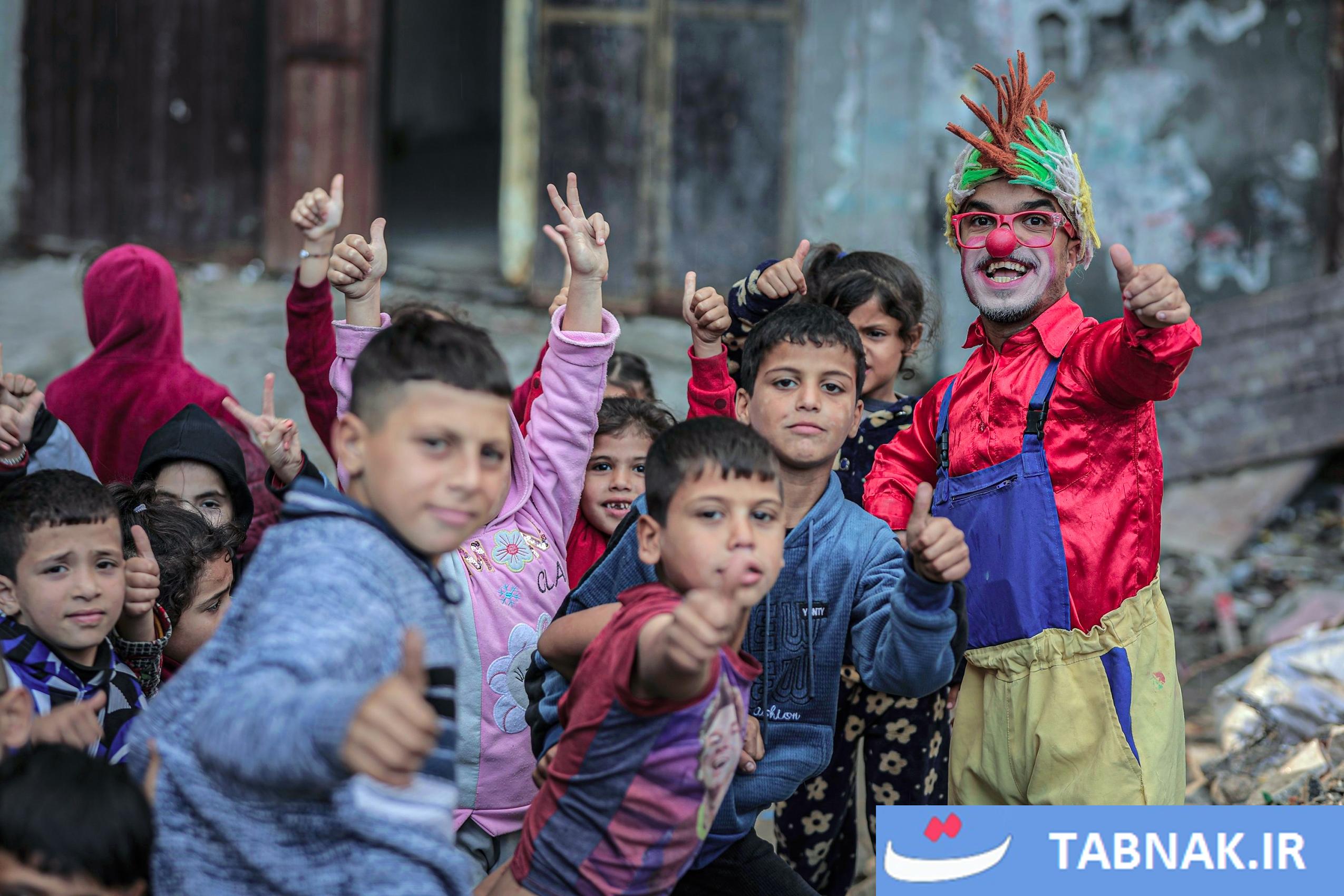 عکس:بریک کلائون؛سلبریتی کودکان غزه