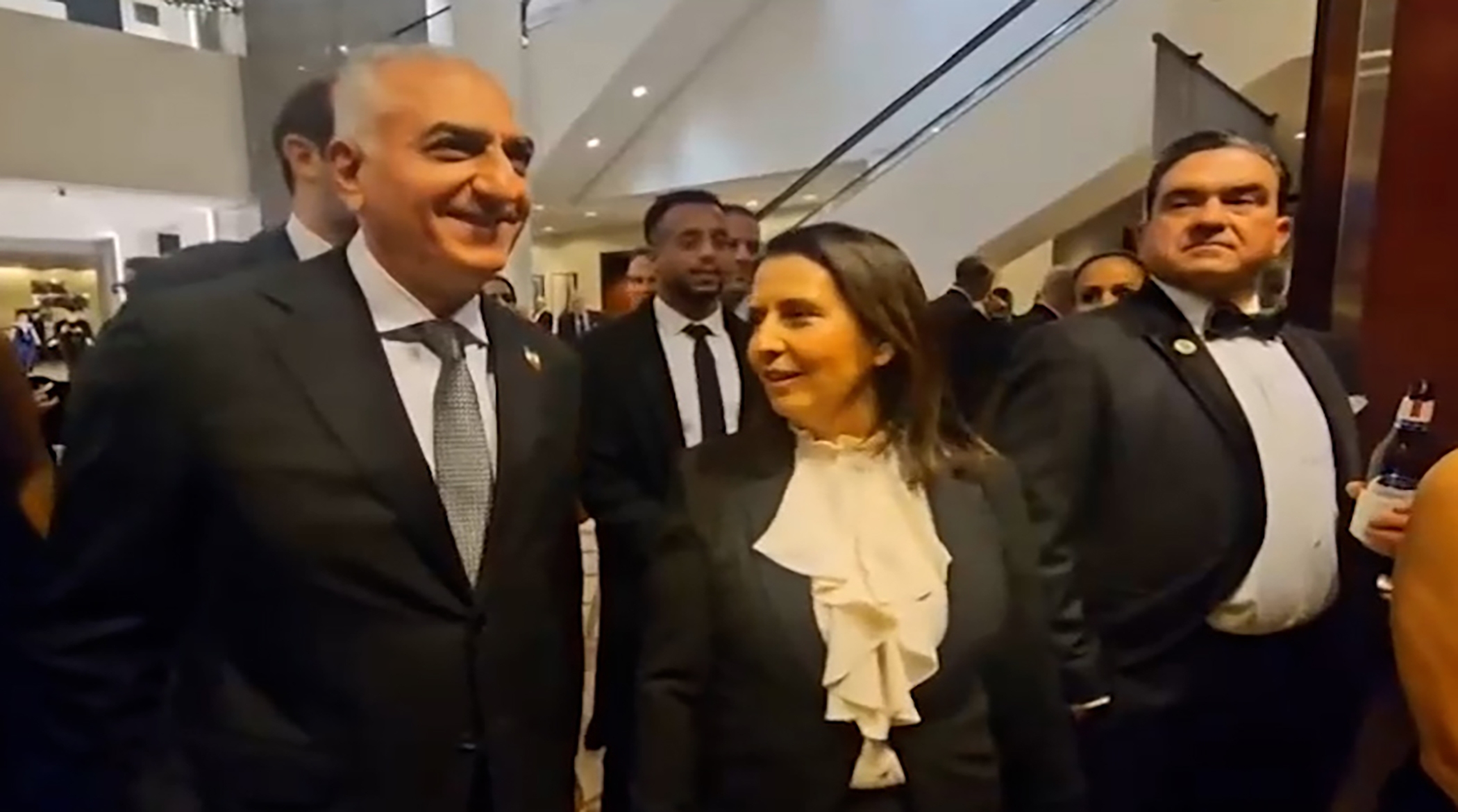 سنگ تمام معشوقه اسرائیلی رضا پهلوی: اعلام تاریخ سقوط نظام