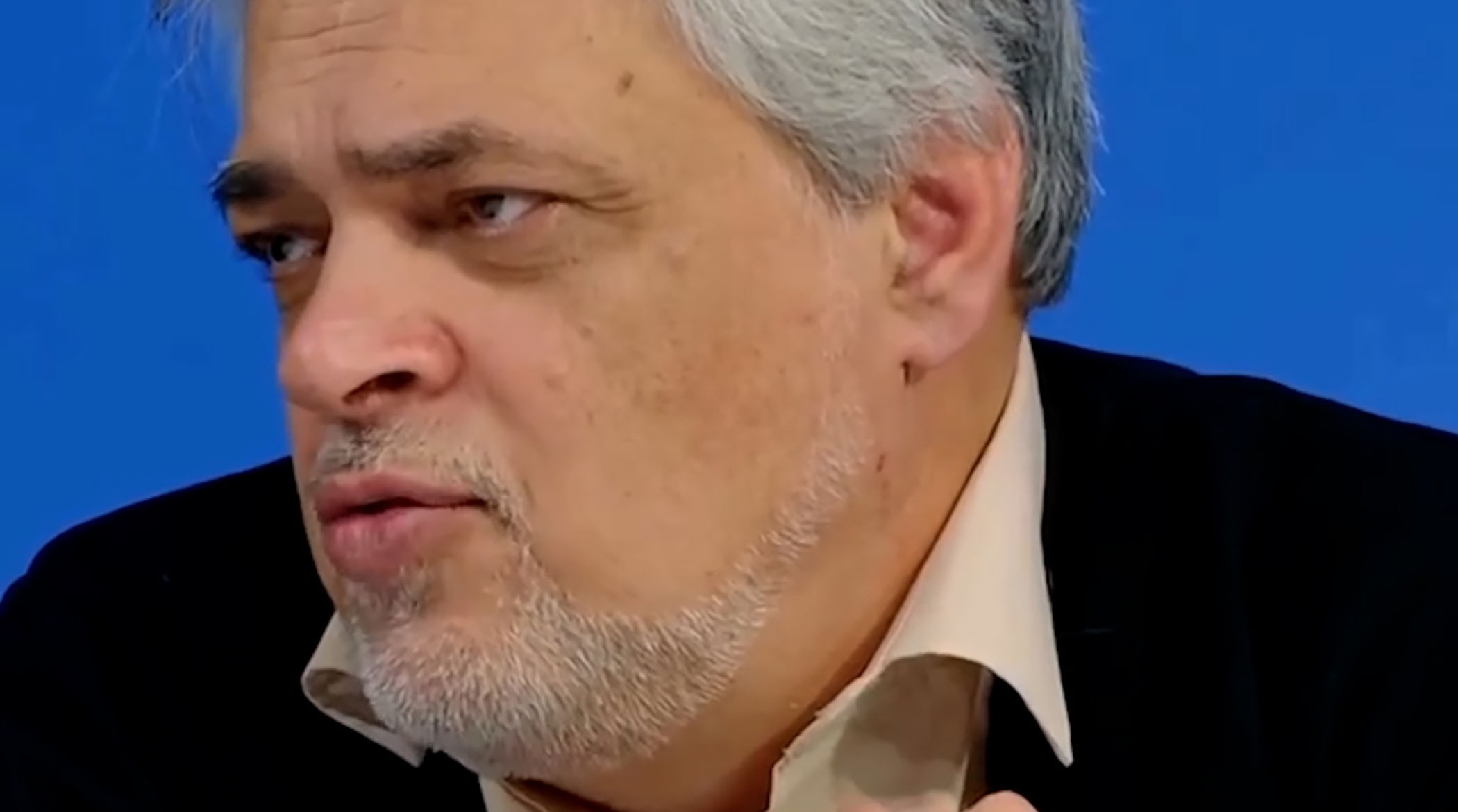 پزشکیان جوری سخنرانی می‌کند که انگار مردم باید محاکمه و مجازات شوند!