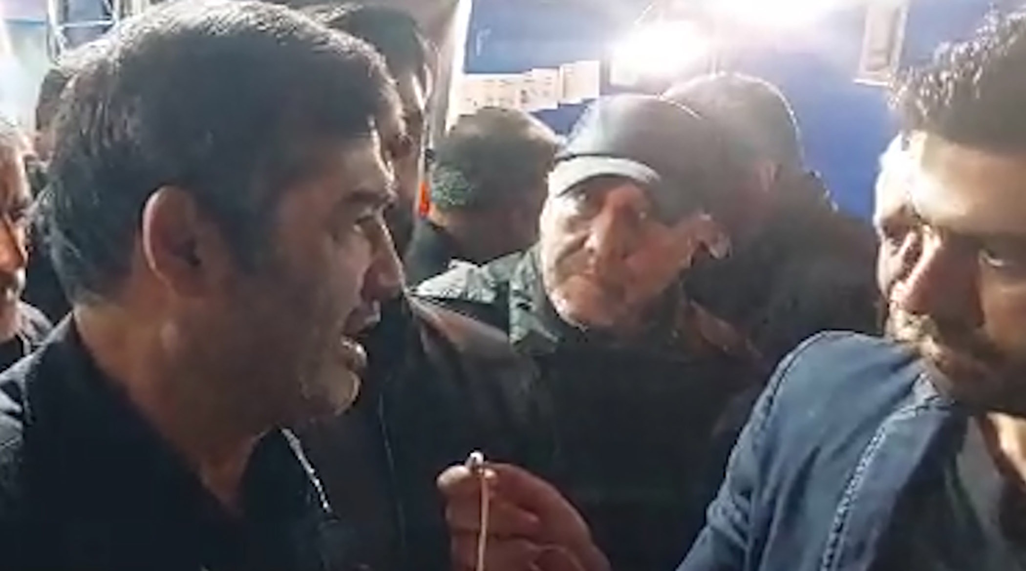 تیم ملی ایران از حضور در جام‌جهانی آمریکا انصراف می‌دهد؟