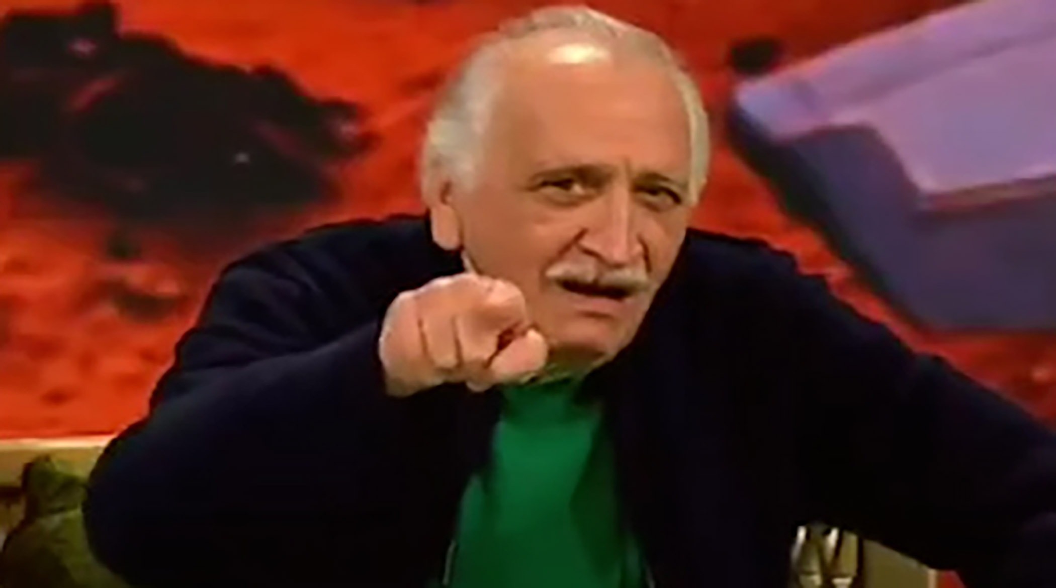 بازیگر سینما: چیزی که حافظ خاک ایران است، قرآن است