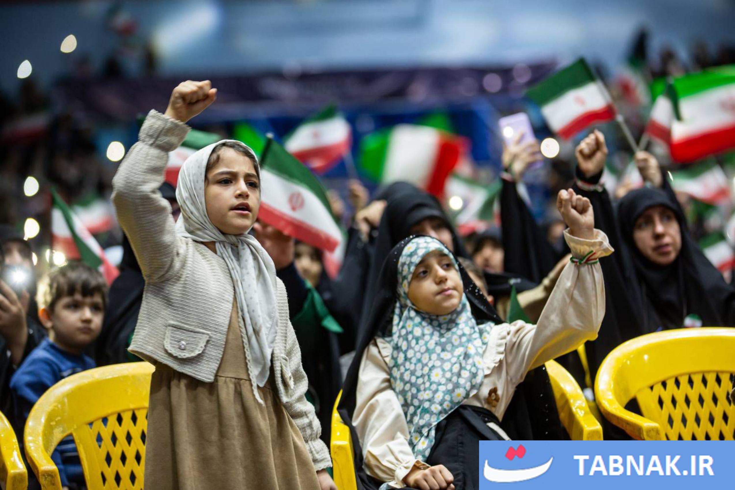 عکس: اتحاد مقدس، اجتماع مردمی در حمایت از رزمندگان اسلام