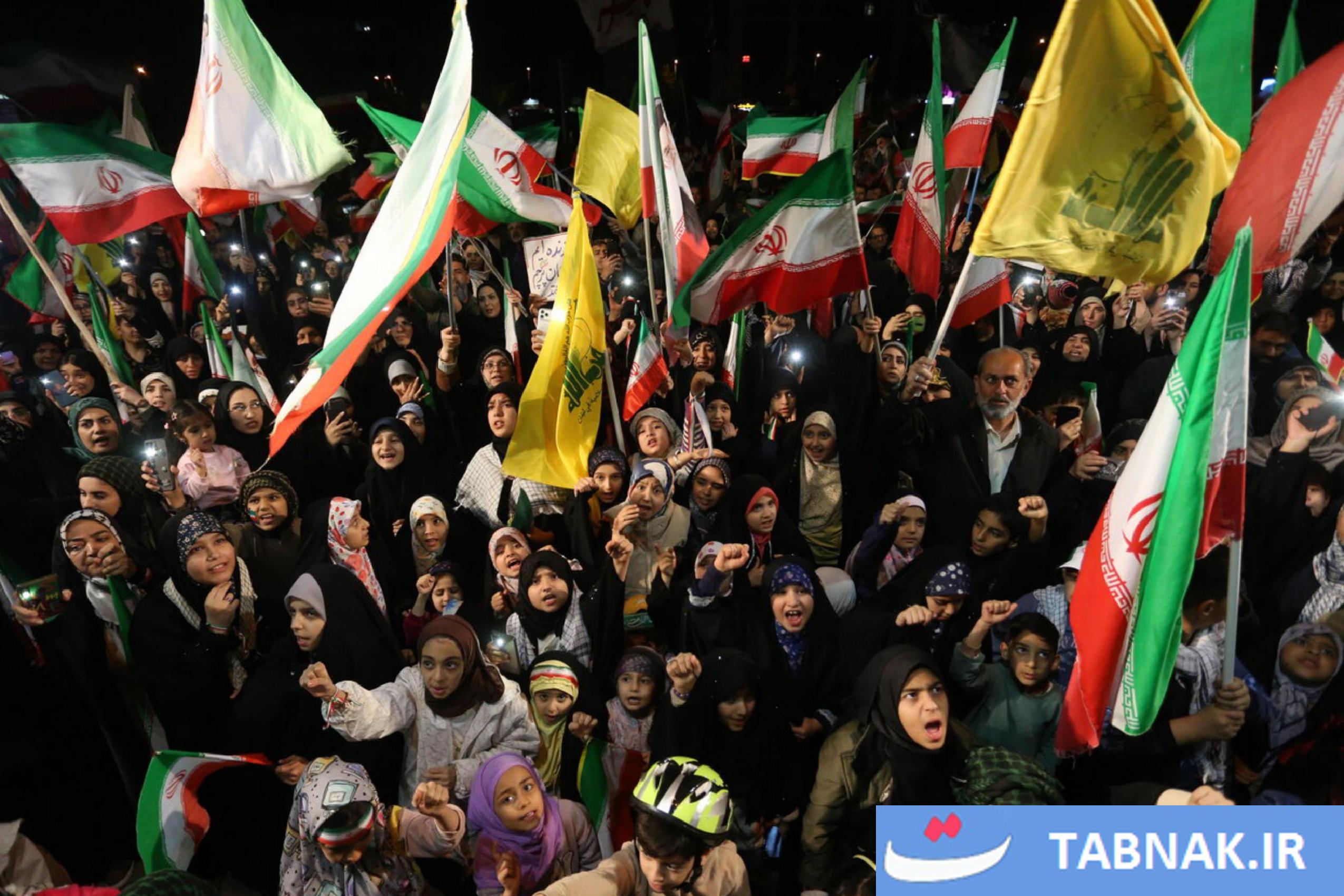 عکس: اتحاد مقدس، اجتماع مردمی در حمایت از رزمندگان اسلام