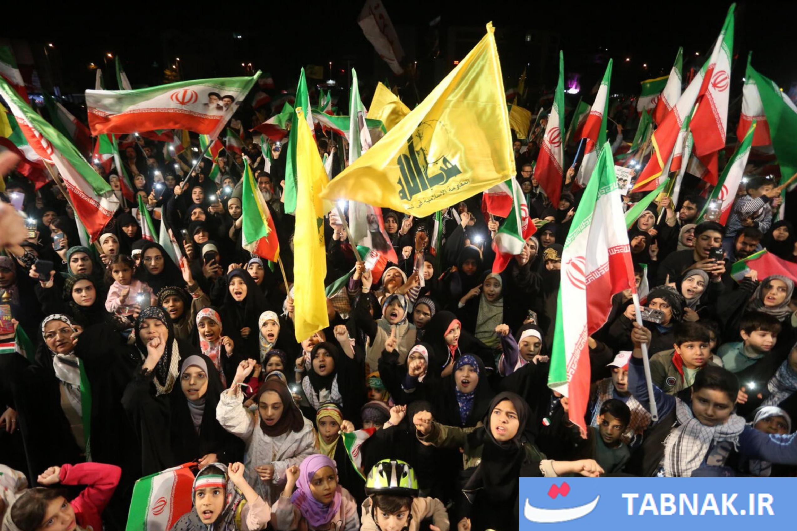 عکس: اتحاد مقدس، اجتماع مردمی در حمایت از رزمندگان اسلام